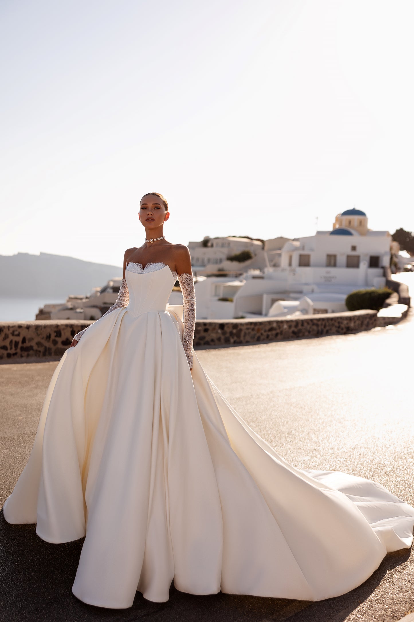 Princess wedding dress with removable sleeves