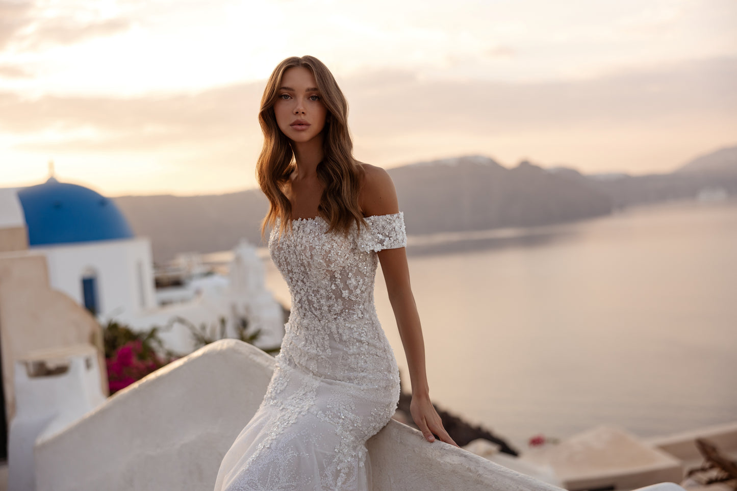 Mermaid fit-and-flare wedding dress with fishtail train