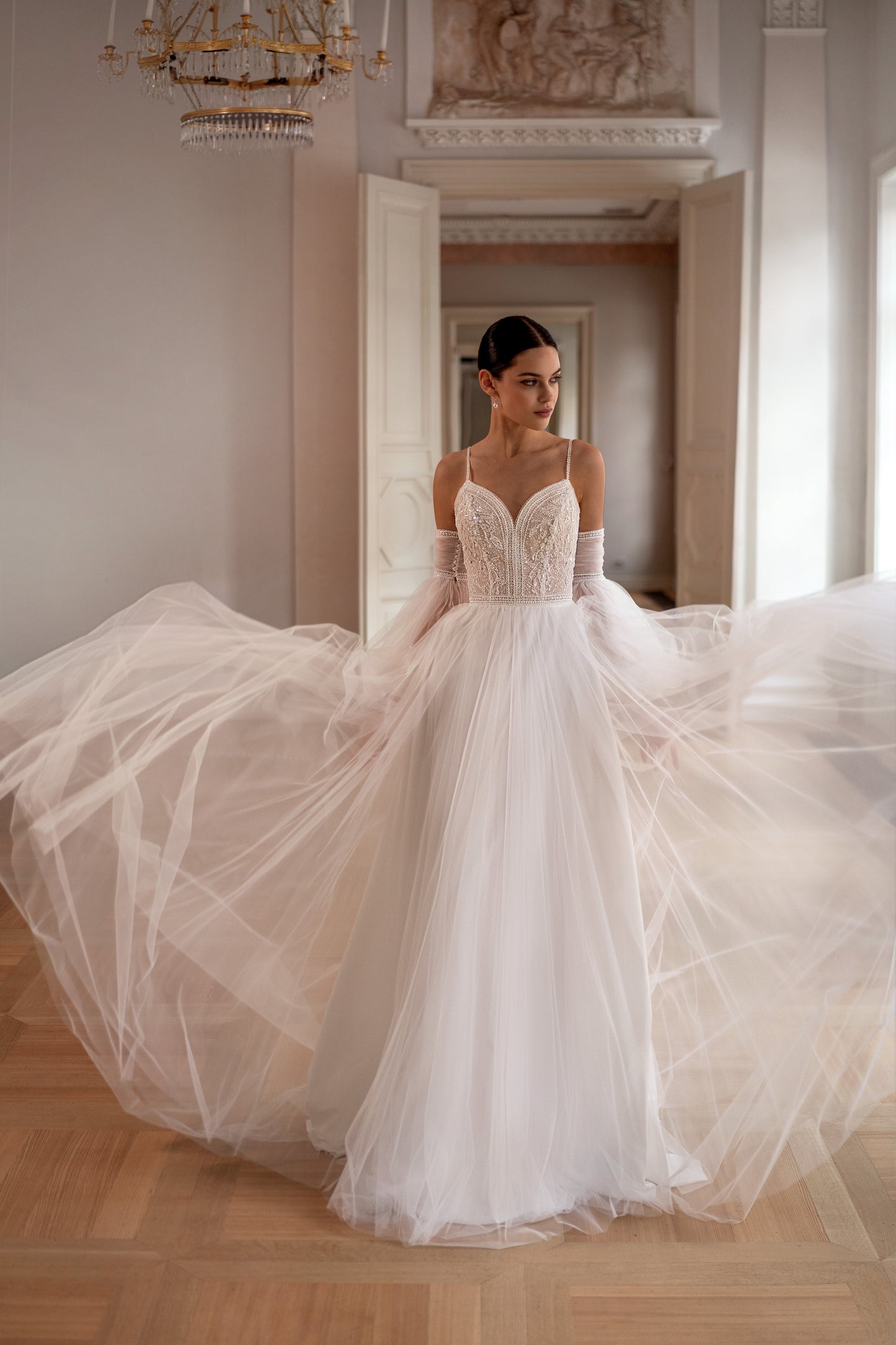 Romantic boho wedding dress with removable lantern sleeves