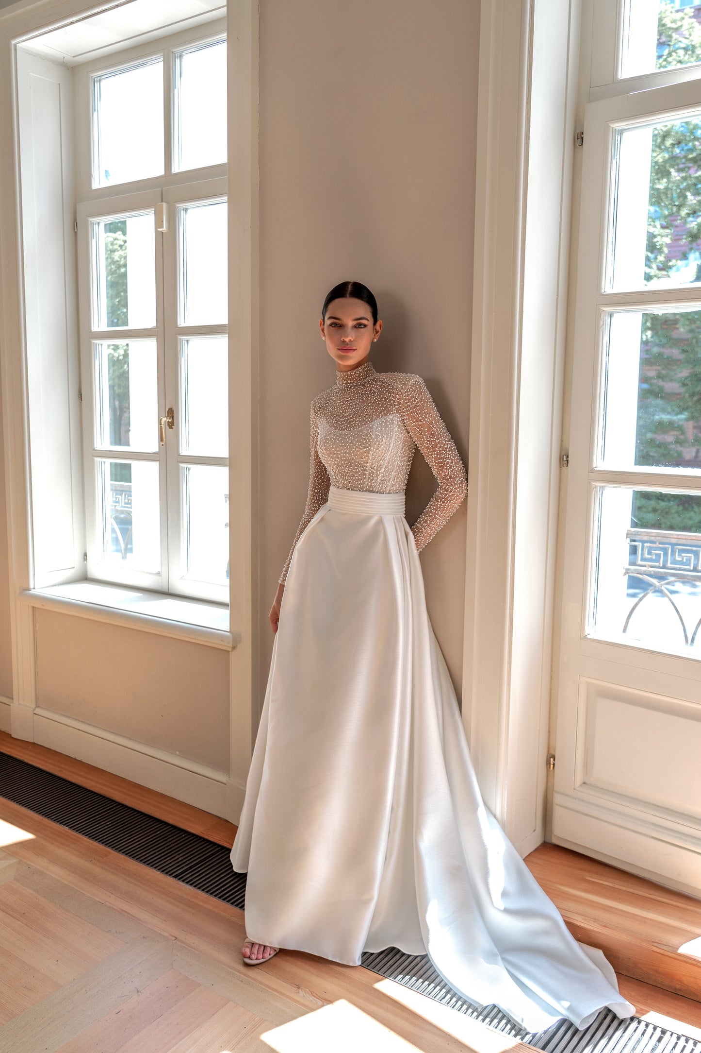 Old money style long sleeve high neck jacquard wedding dress
