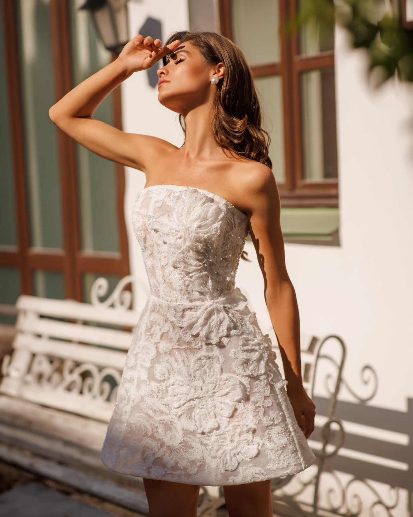 Mini A-line sleeveless lace wedding dress with zip closure