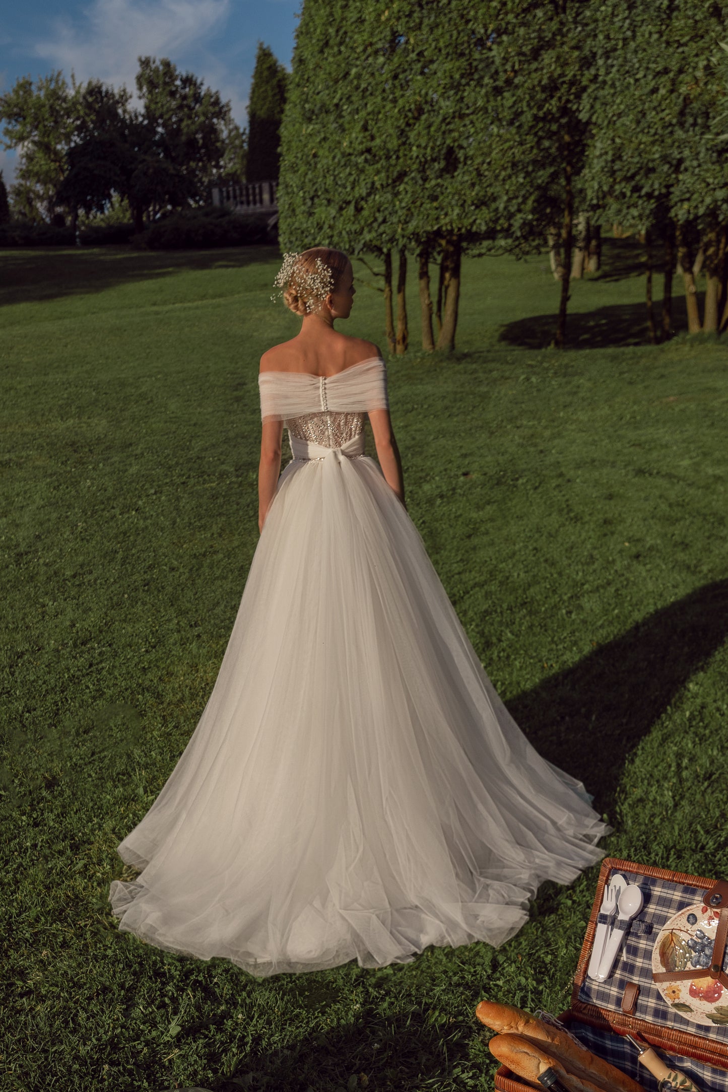 Mini wedding dress with A-line skirt & detachable tulle train