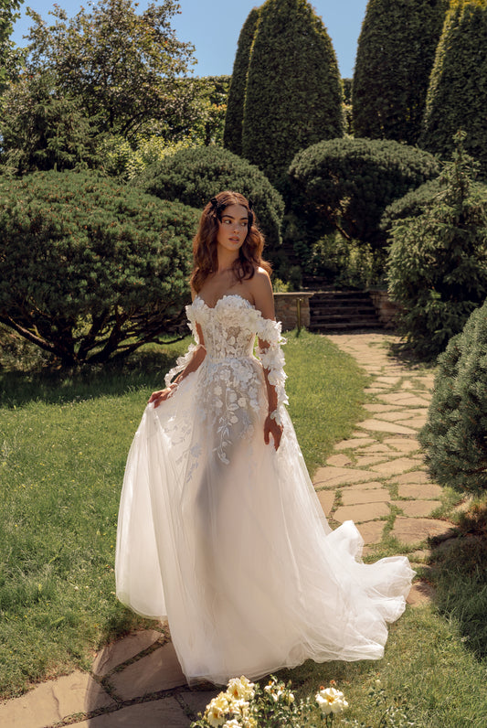 Romantic off-the-shoulder A-line wedding dress with lace