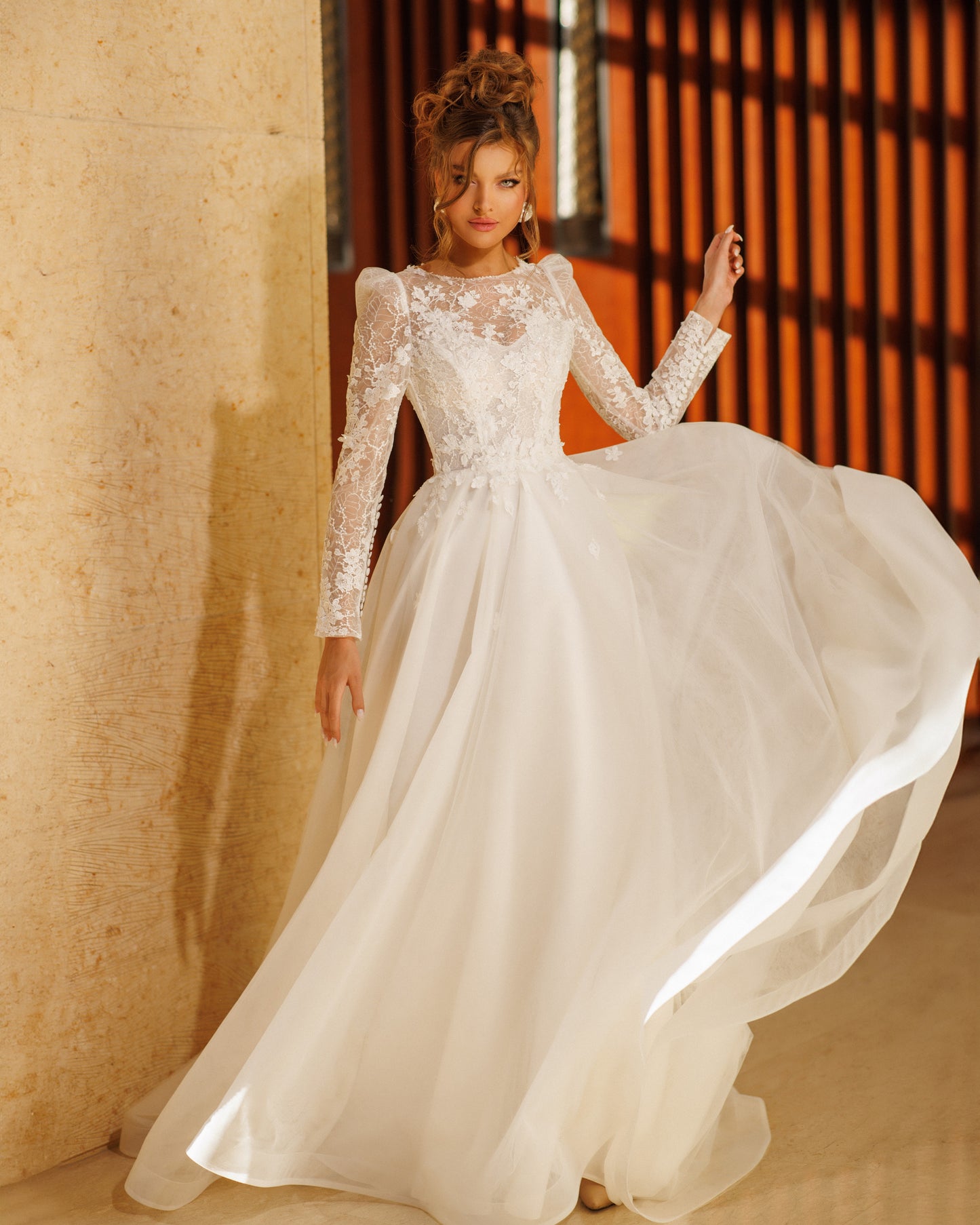 Princess A-line wedding dress with long lace sleeves
