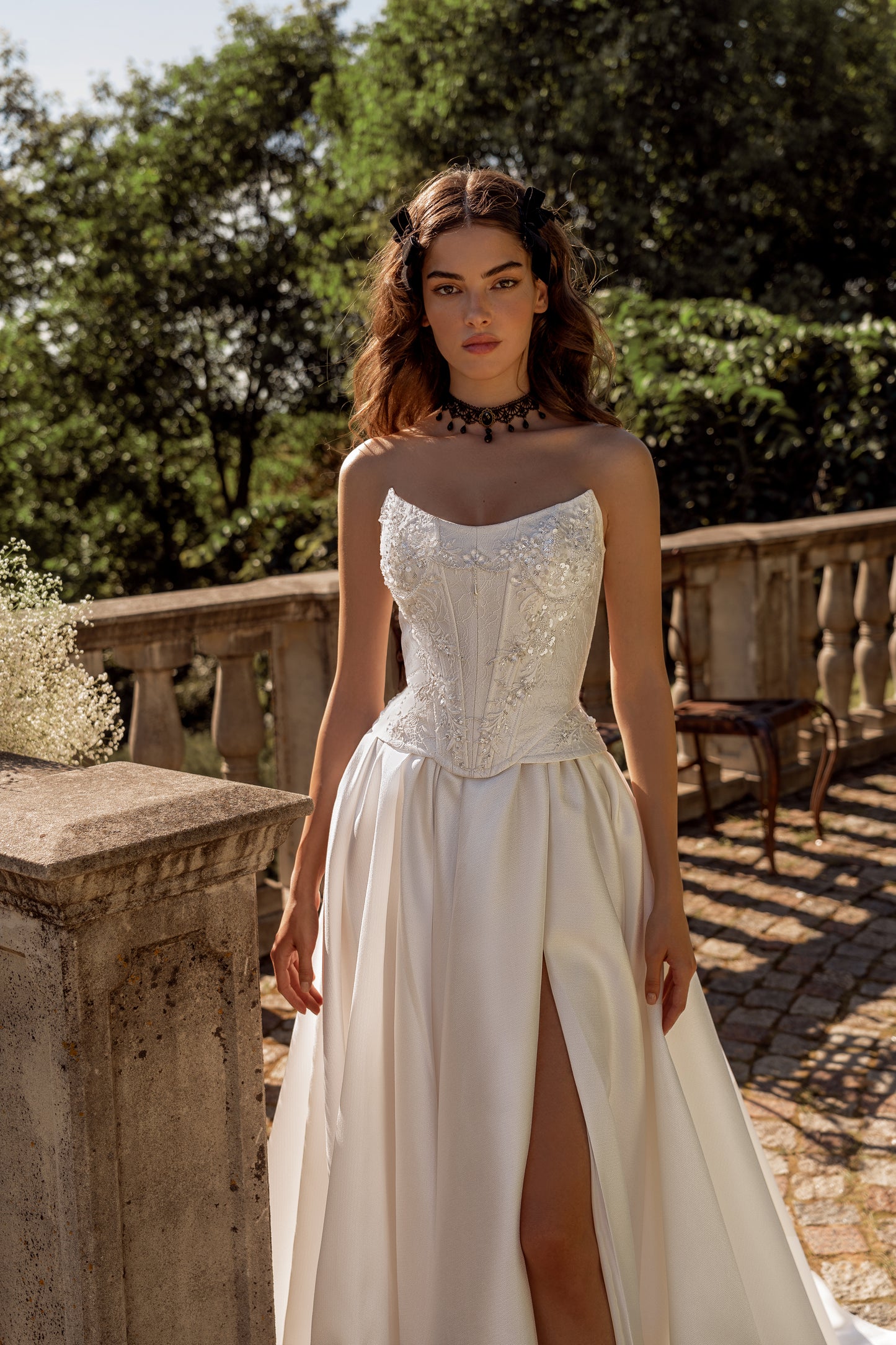 Sleeveless boat neckline jacquard wedding dress with lace-up corset