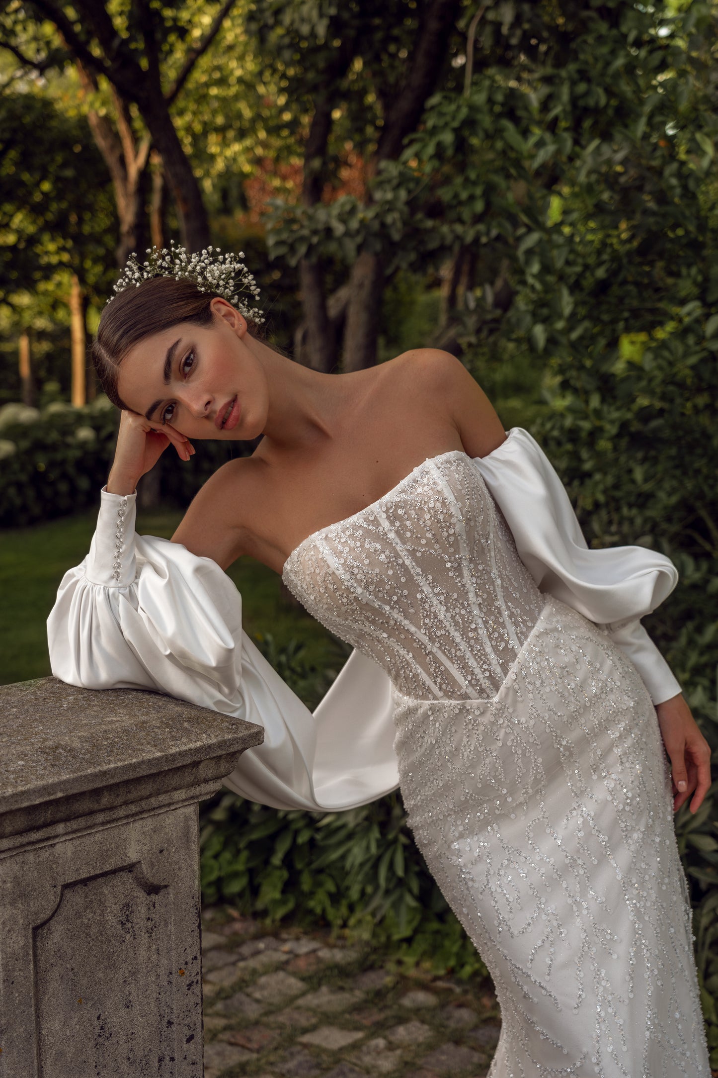Mermaid fitted sheath wedding dress with drop waist and cowl back