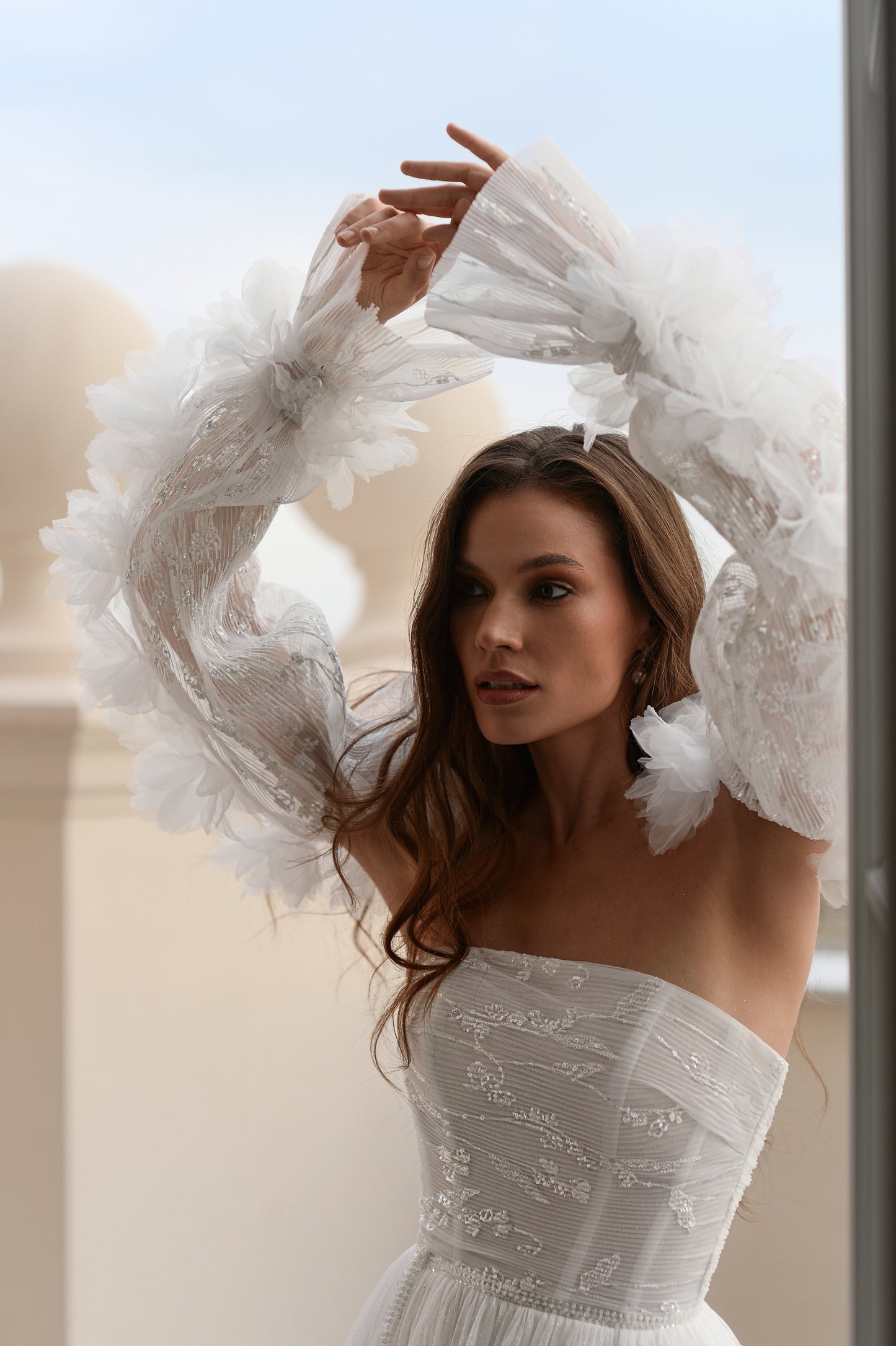 3D floral wedding dress with puffy sleeves and slit skirt