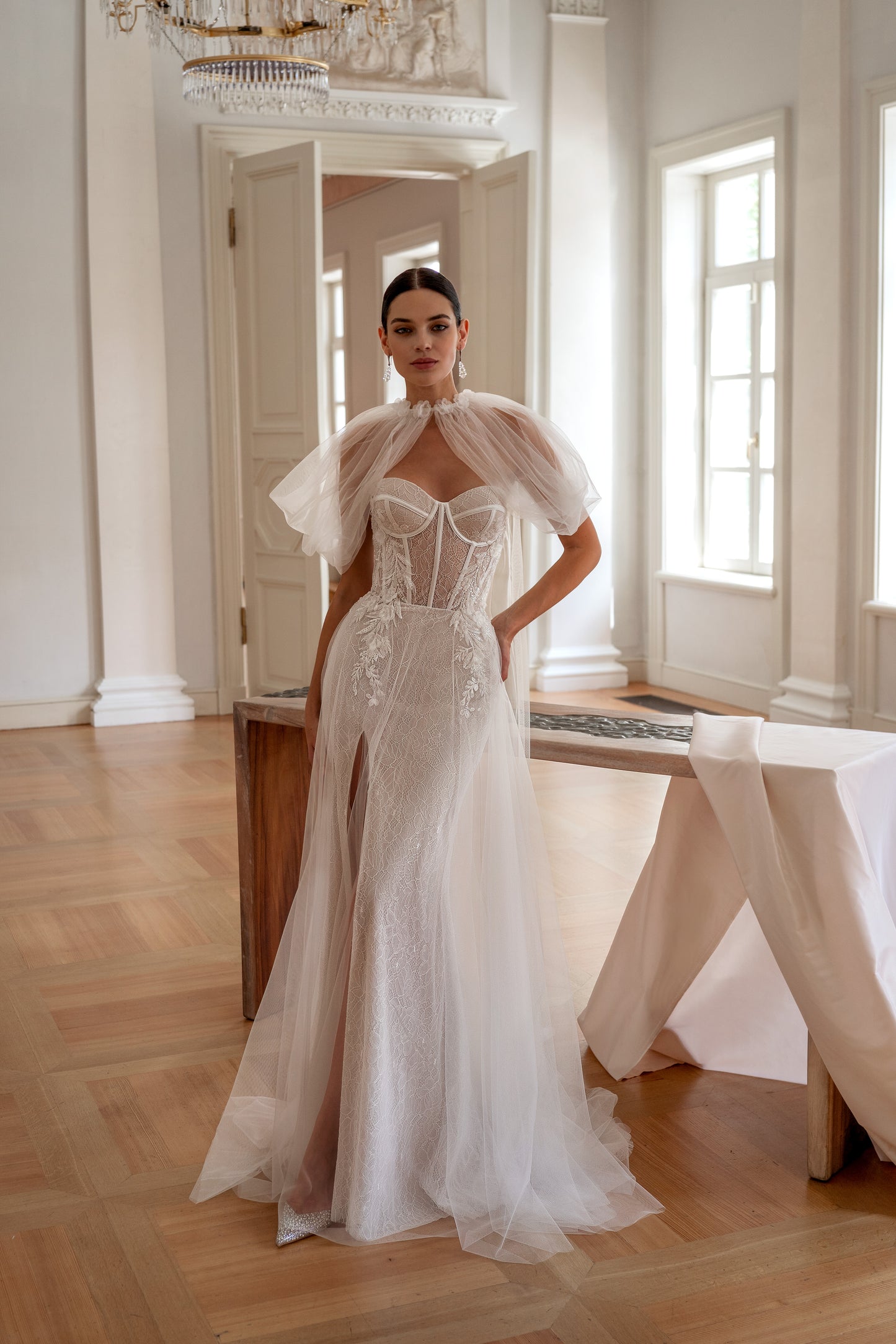 Mermaid wedding dress with corset and tulle train