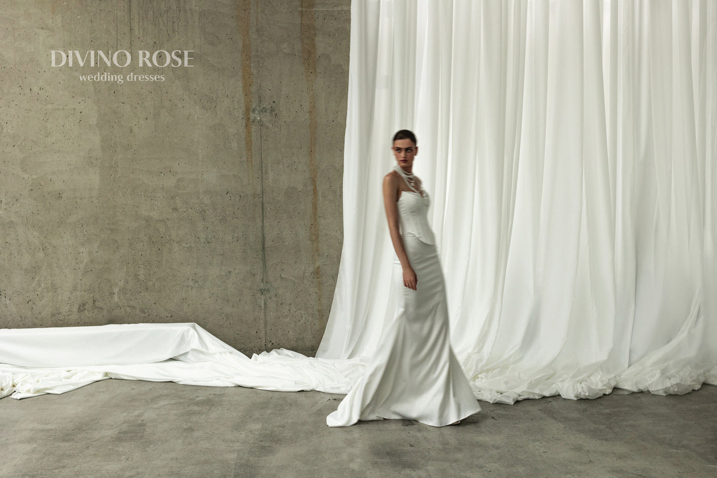 Sheath mermaid wedding dress with sweetheart neckline and sweep train