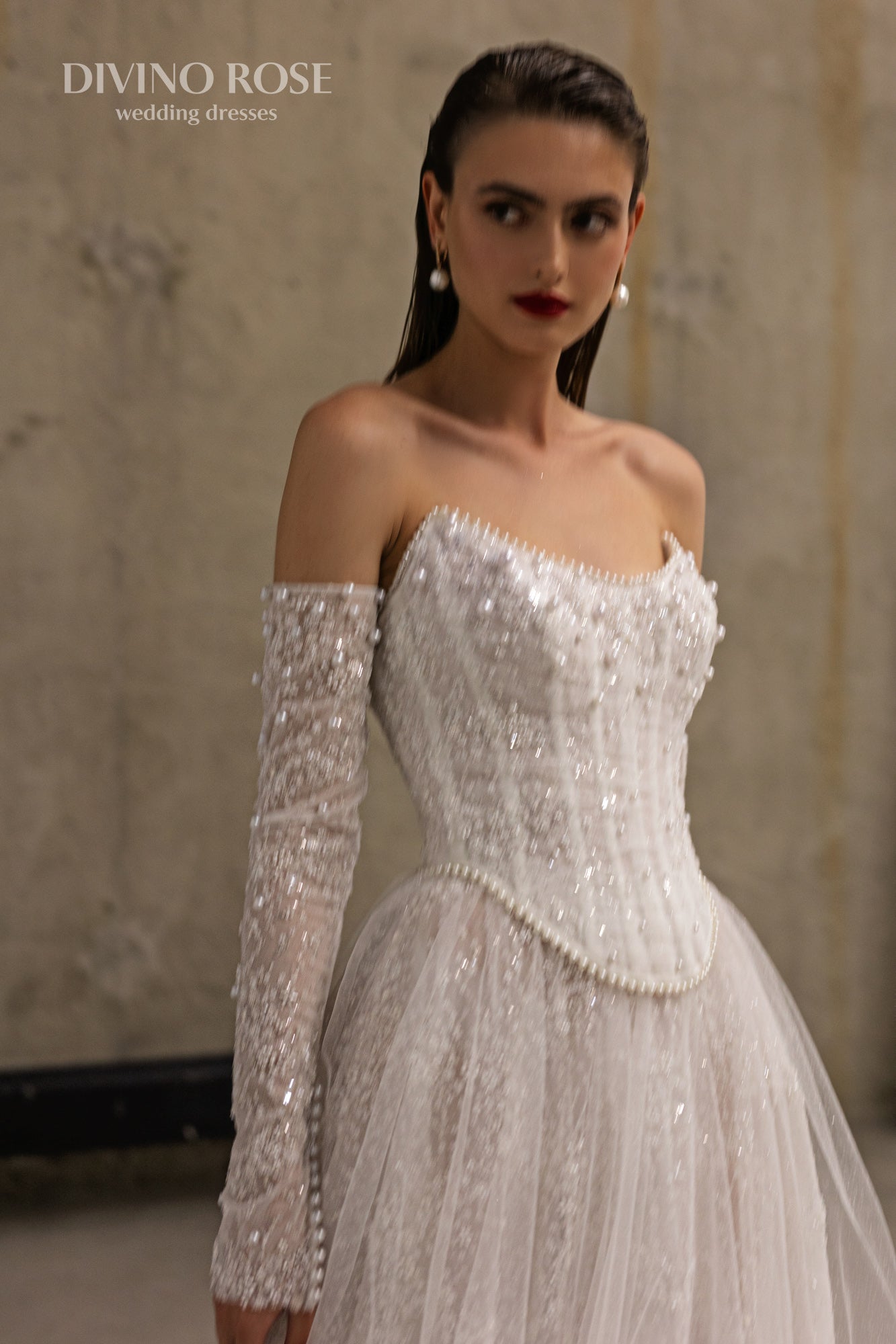 Princess A-line wedding dress with chapel train and removable sleeves