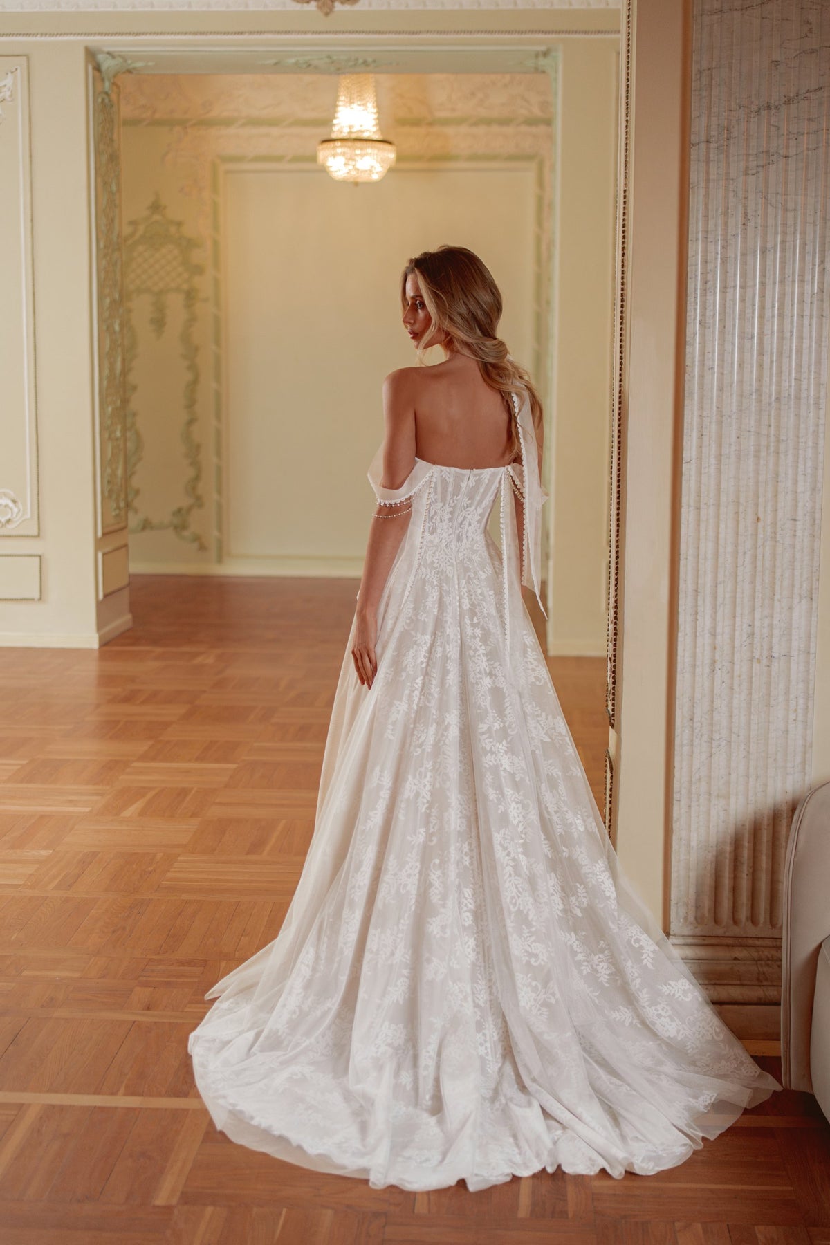 Off-Shoulder Lace A-Line Wedding Dress with Tulle Overlay and Pearl Straps - photo 2