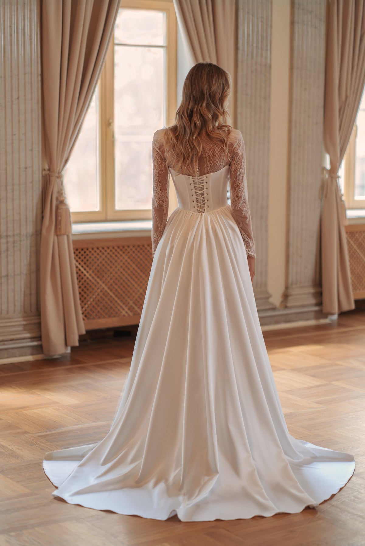 Lace Mermaid Wedding Dress with High-Neck Sleeves and Detachable Satin Corset Overskirt - photo 4
