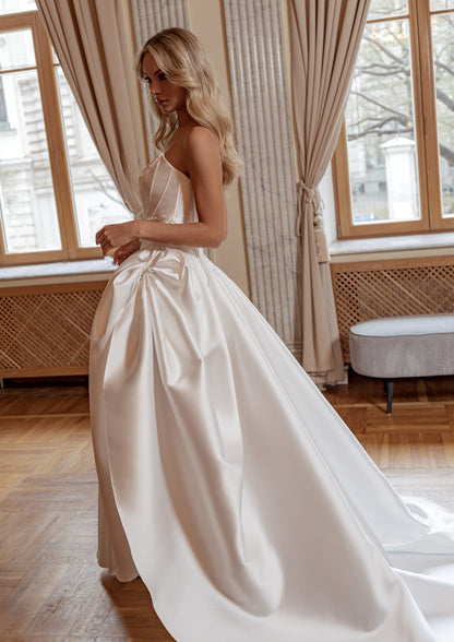 Mikado A-Line Wedding Dress with Strapless Scoop Corset, Bow and Front Slit - photo 4