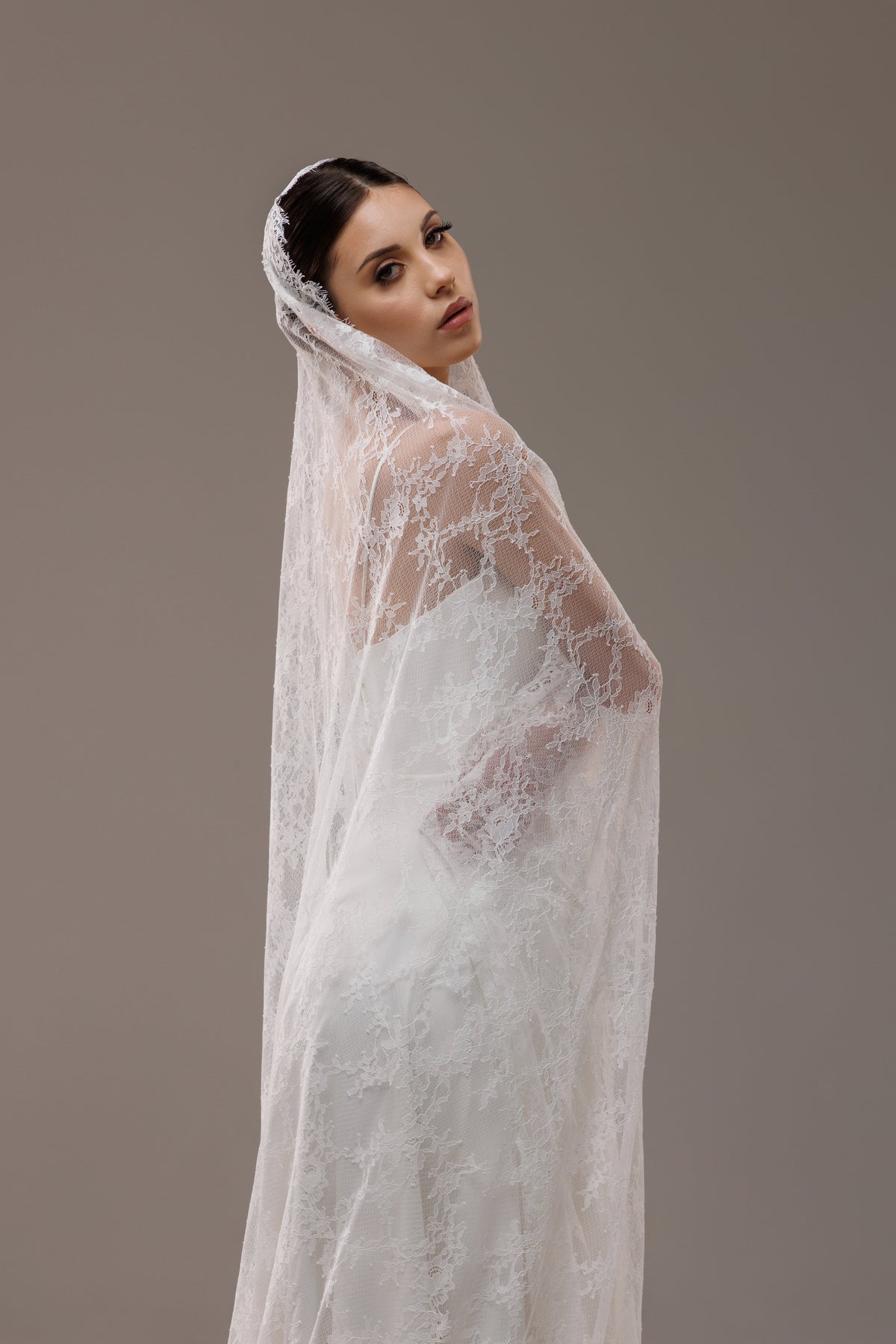 Extra-Wide Chantilly Lace Mantilla Veil - view 3