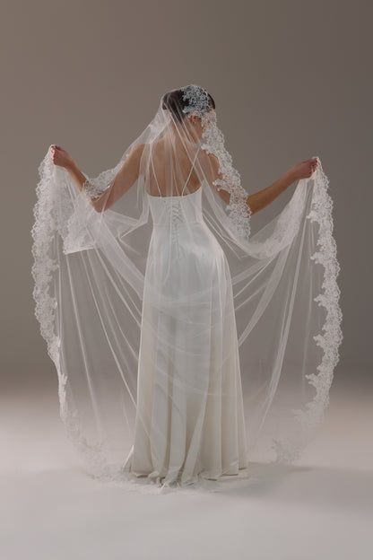 Rounded Mantilla Veil with Lace Trim in Soft Tulle - view 1