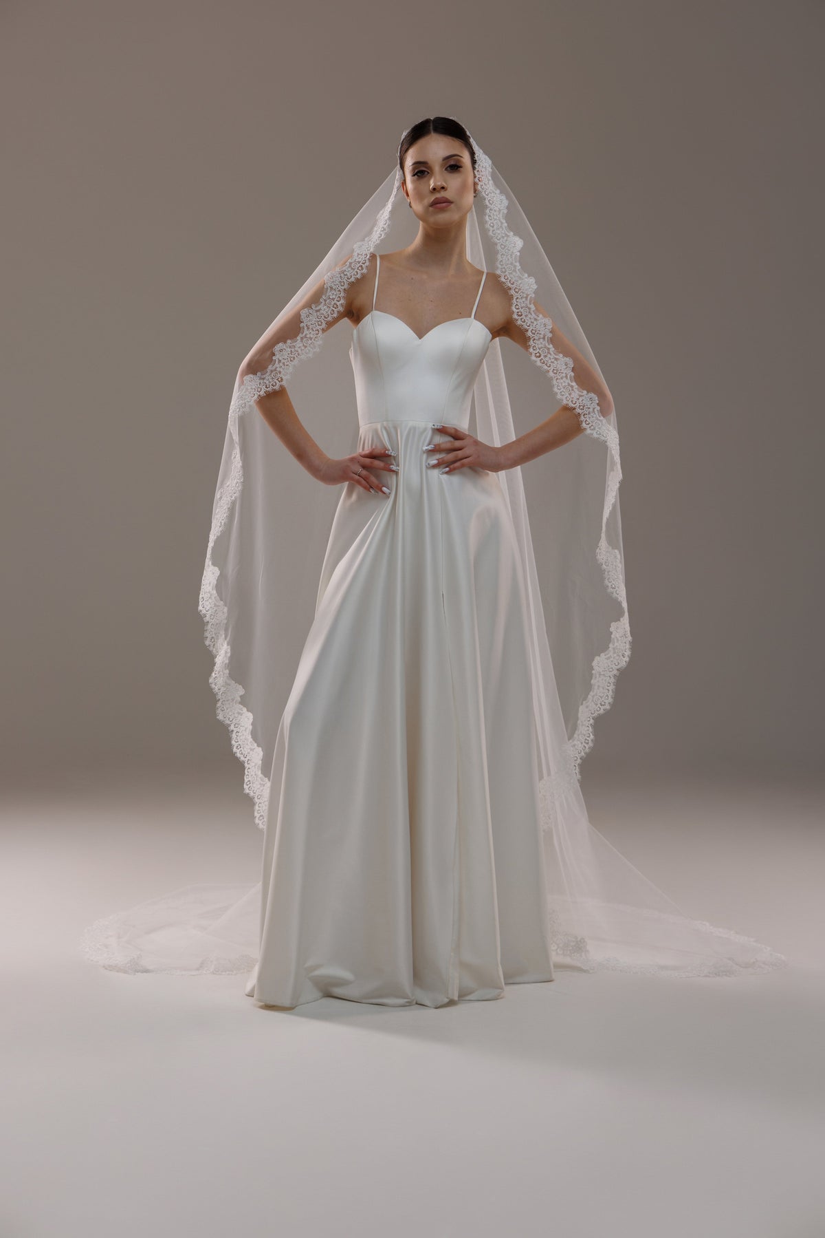 Lace Trim Mantilla Veil in Light Ivory - view 2