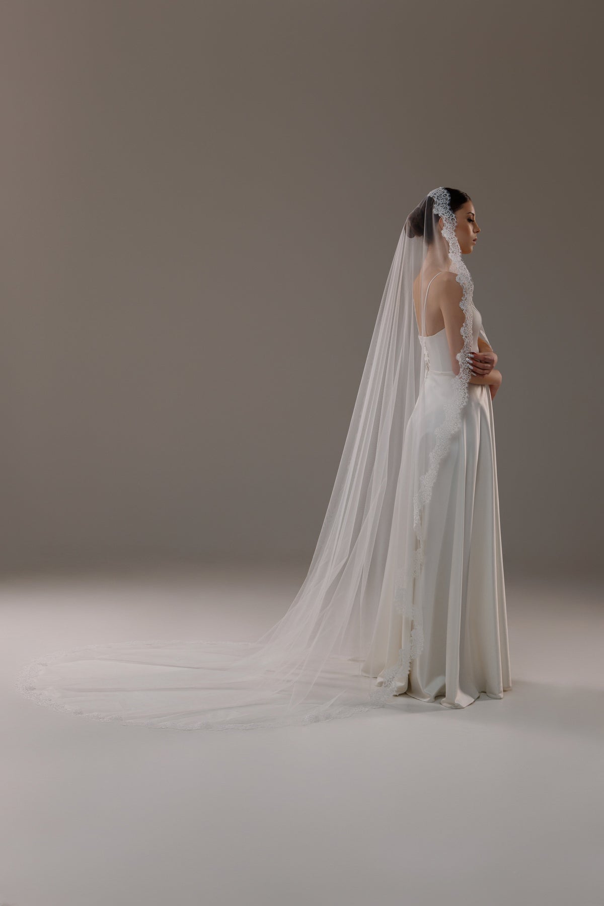 Lace Trim Mantilla Veil in Light Ivory - view 5