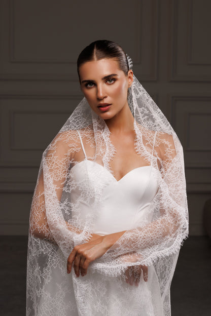 All-Over Lace Mantilla Veil with Scalloped Border - view 2