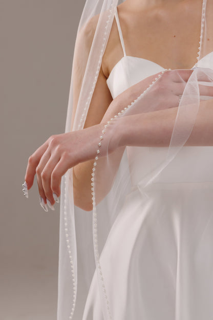 One-Layer Lace Trim Veil with Pearls and Crystals - view 3