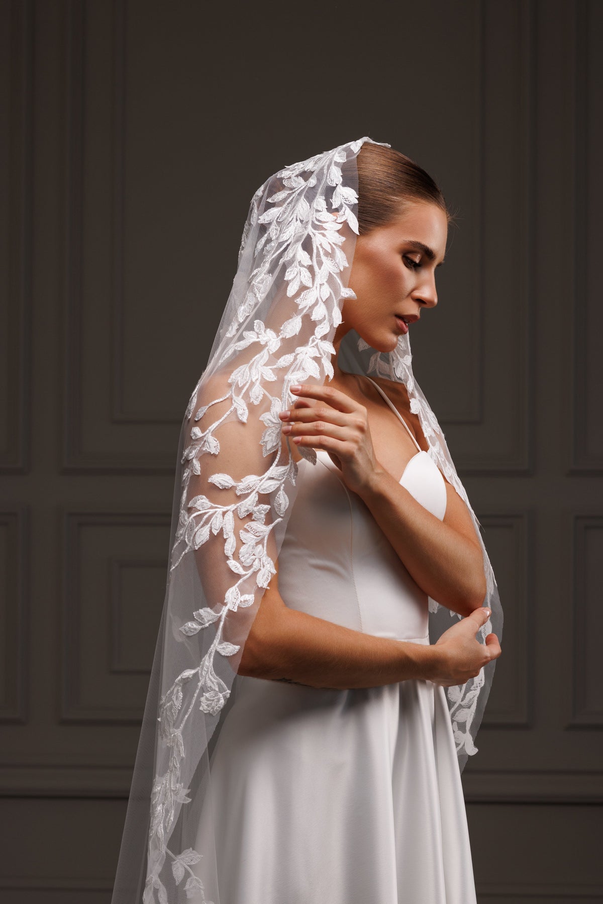 3D Flower Lace Mantilla Veil - view 1