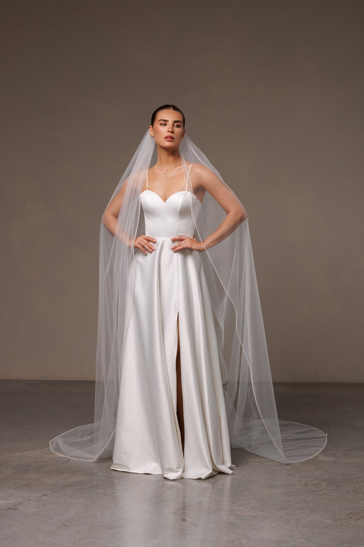 One-Layer Veil with Pearl Edge - view 1