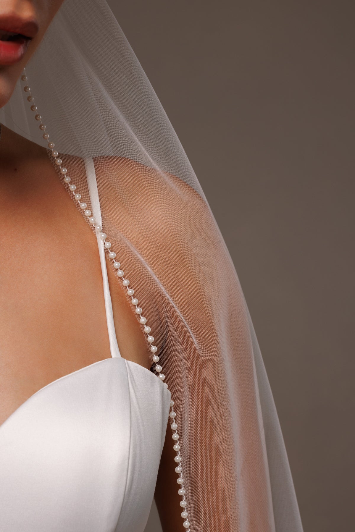 One-Layer Veil with Pearl Edge - view 2