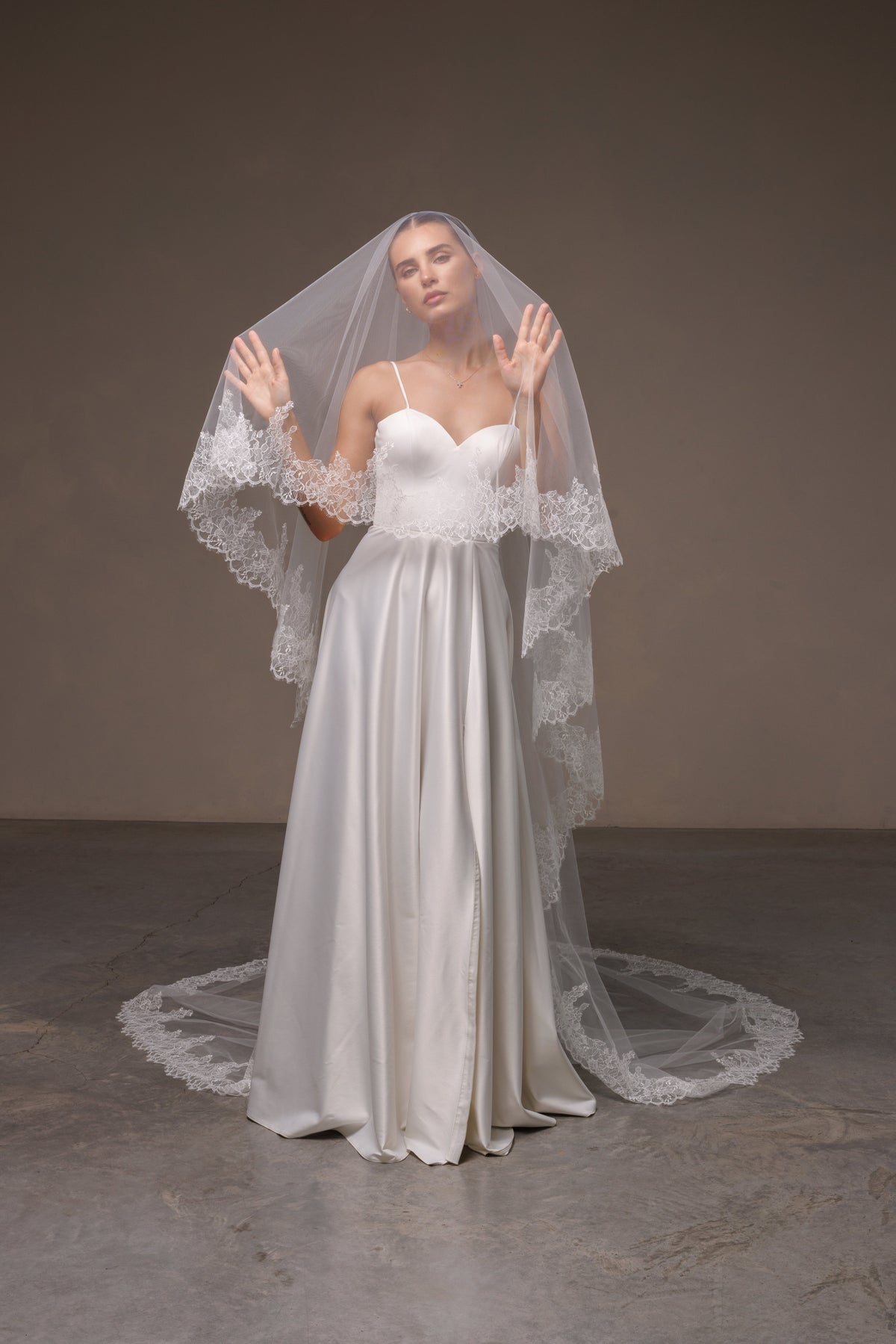Two-Layer Veil with Chantilly Lace Trim - view 3
