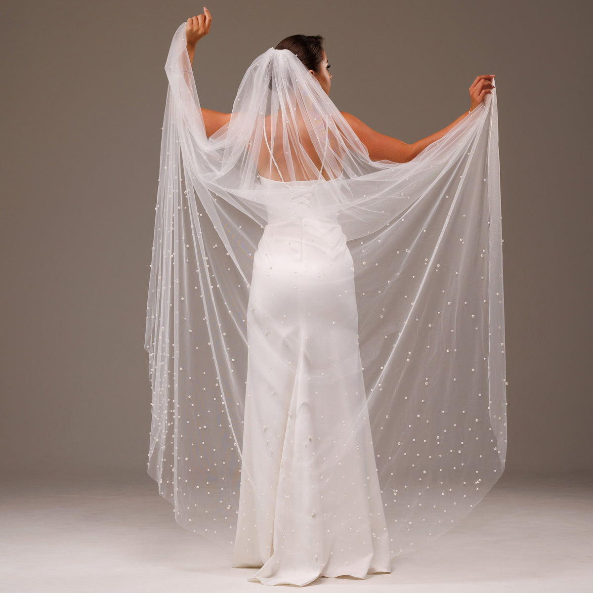 Cathedral Veil with Cascading Pearls - view 3