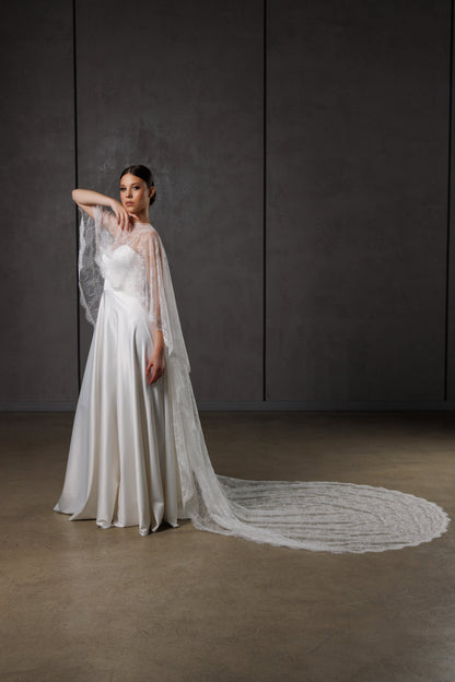 Chantilly Lace Bridal Cape - view 4