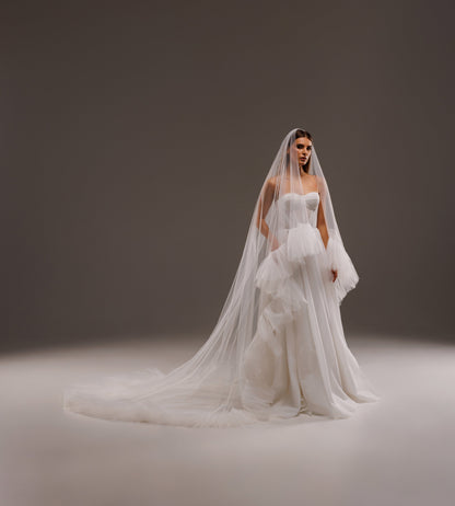 Cathedral Ruffled One-Layer Veil - view 5