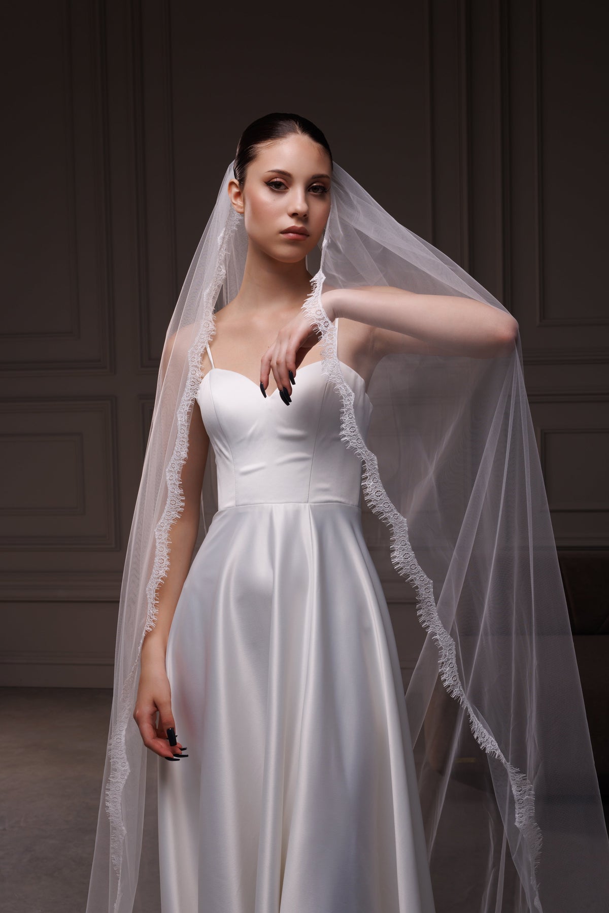 One-Layer Veil with Lace Trim - view 2
