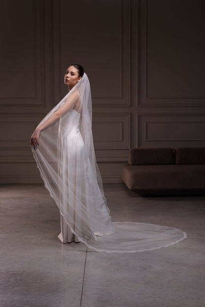 One-Layer Veil with Lace Trim - view 5