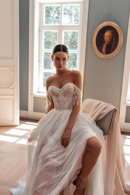 Boho tulle wedding dress with off-the-shoulder sleeveless straps