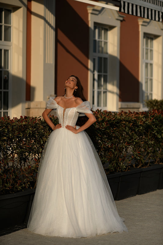 Princess wedding dress with off-the-shoulder & glitter tulle