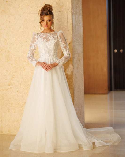 Romantic Princess Long sleeve Crew neck Corset Closed buttoned back A-line Lace Wedding dress