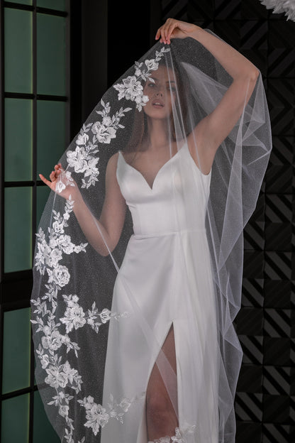 Glitter Tulle Veil with Floral Lace and Sequins - view 4