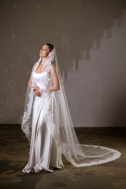 Mantilla Veil with Corded Lace Trim - view 3