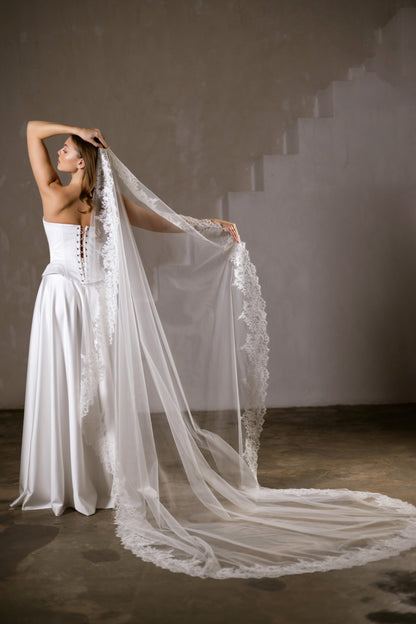 Mantilla Veil with Corded Lace Trim - view 4