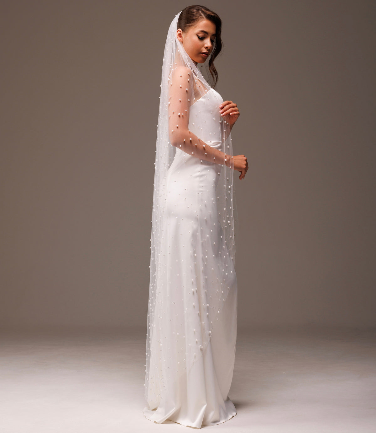 Pearl Veil with Mixed 5 mm and 6 mm Pearls - view 1