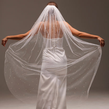Veil with Scattered 6 mm Pearls - view 4
