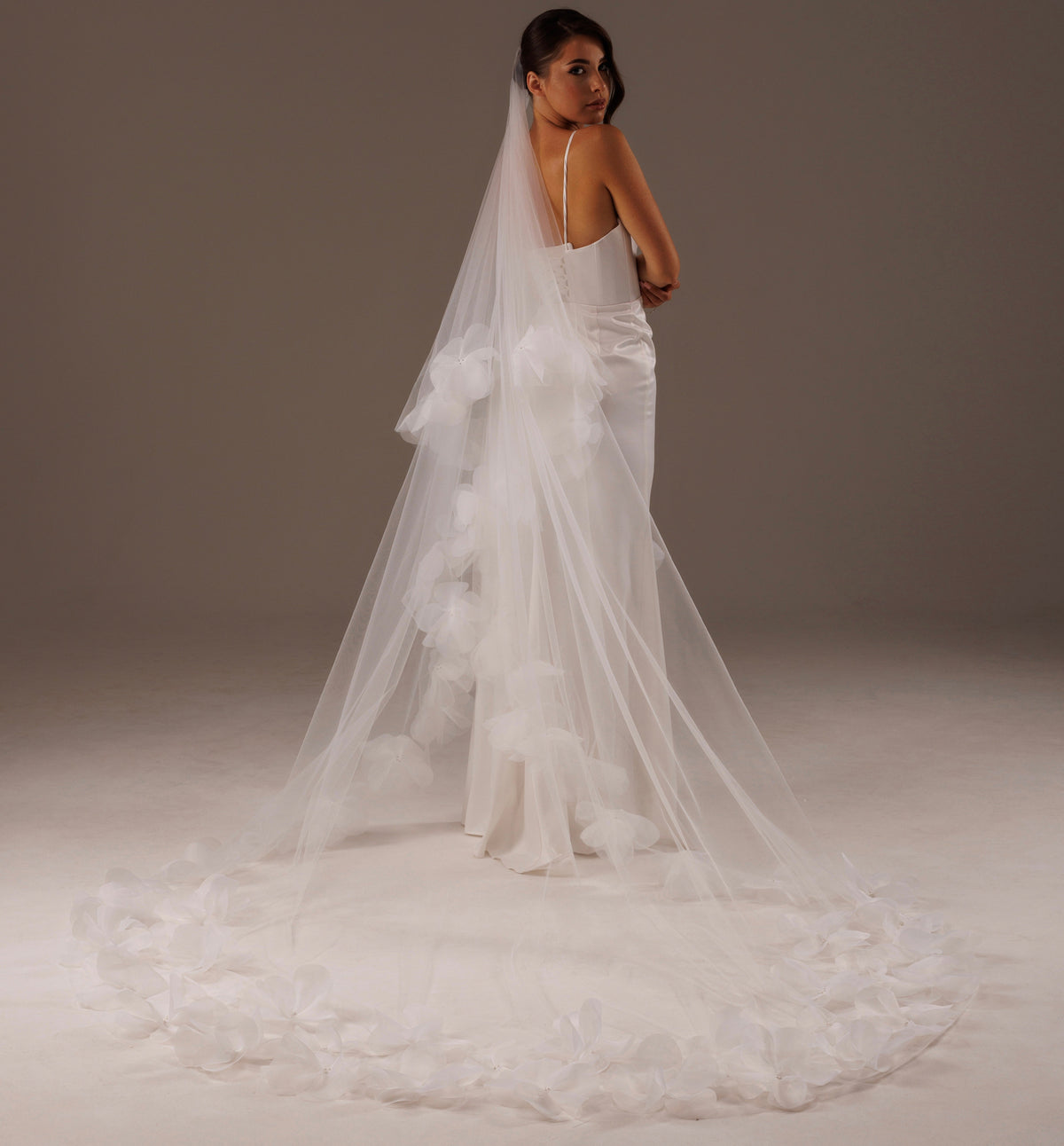 Two-Layer Veil with 3D Flower Buds and Pearls - view 5