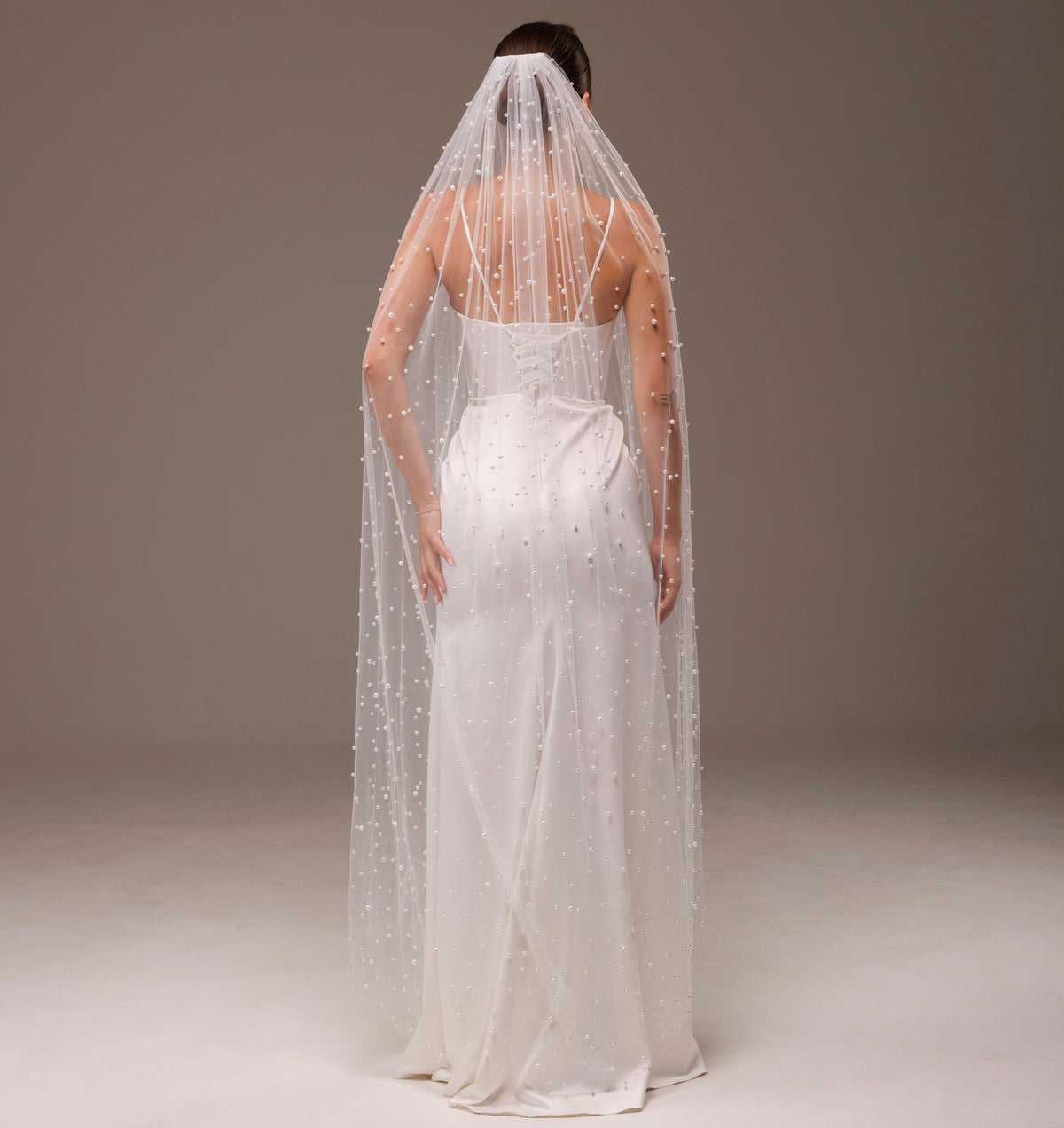 Pearl Veil with Mixed 5 mm and 6 mm Pearls - view 3