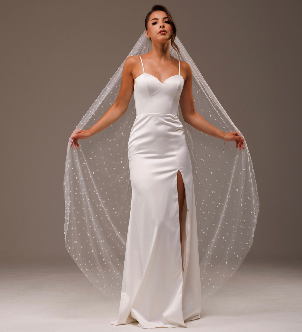 Pearl Veil with Mixed 5 mm and 6 mm Pearls - view 4