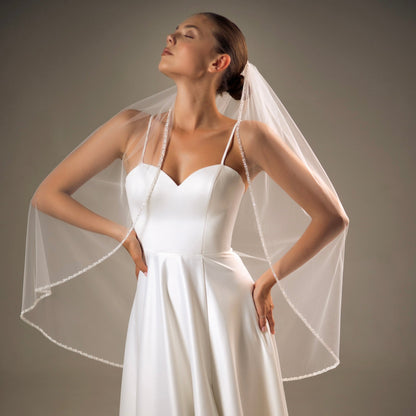 Veil with Small Pearls and Clear Crystal Edge - view 4