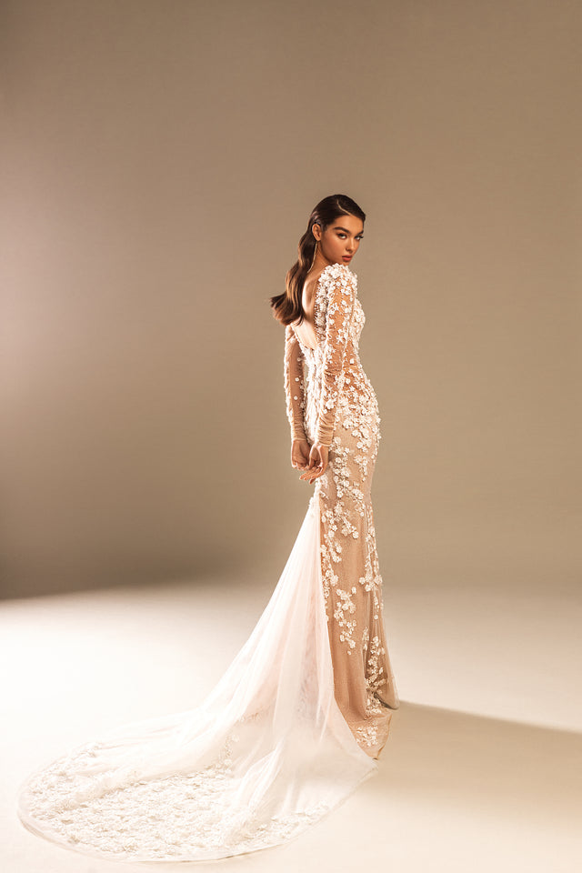 Mariana catalogue photo