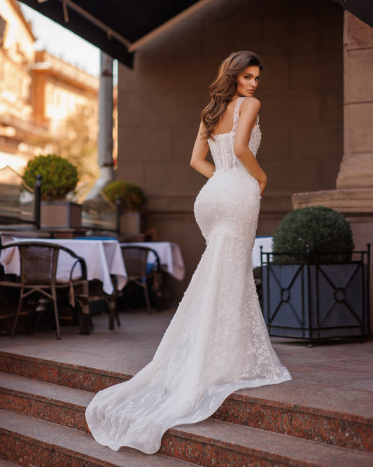 Mermaid Fitted Trumpet Fit and flare Sleeveless Deep V neckline Open Straight Back Clip closure Fishtail train Lace Wedding dress