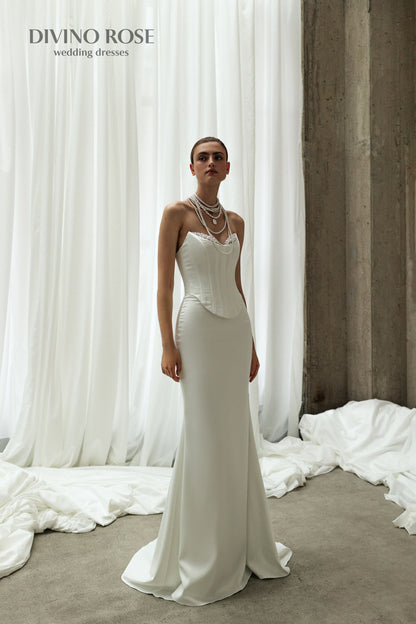 Sheath mermaid wedding dress with sweetheart neckline and sweep train