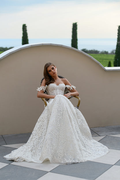 Romantic A-line glitter wedding dress with open back & train