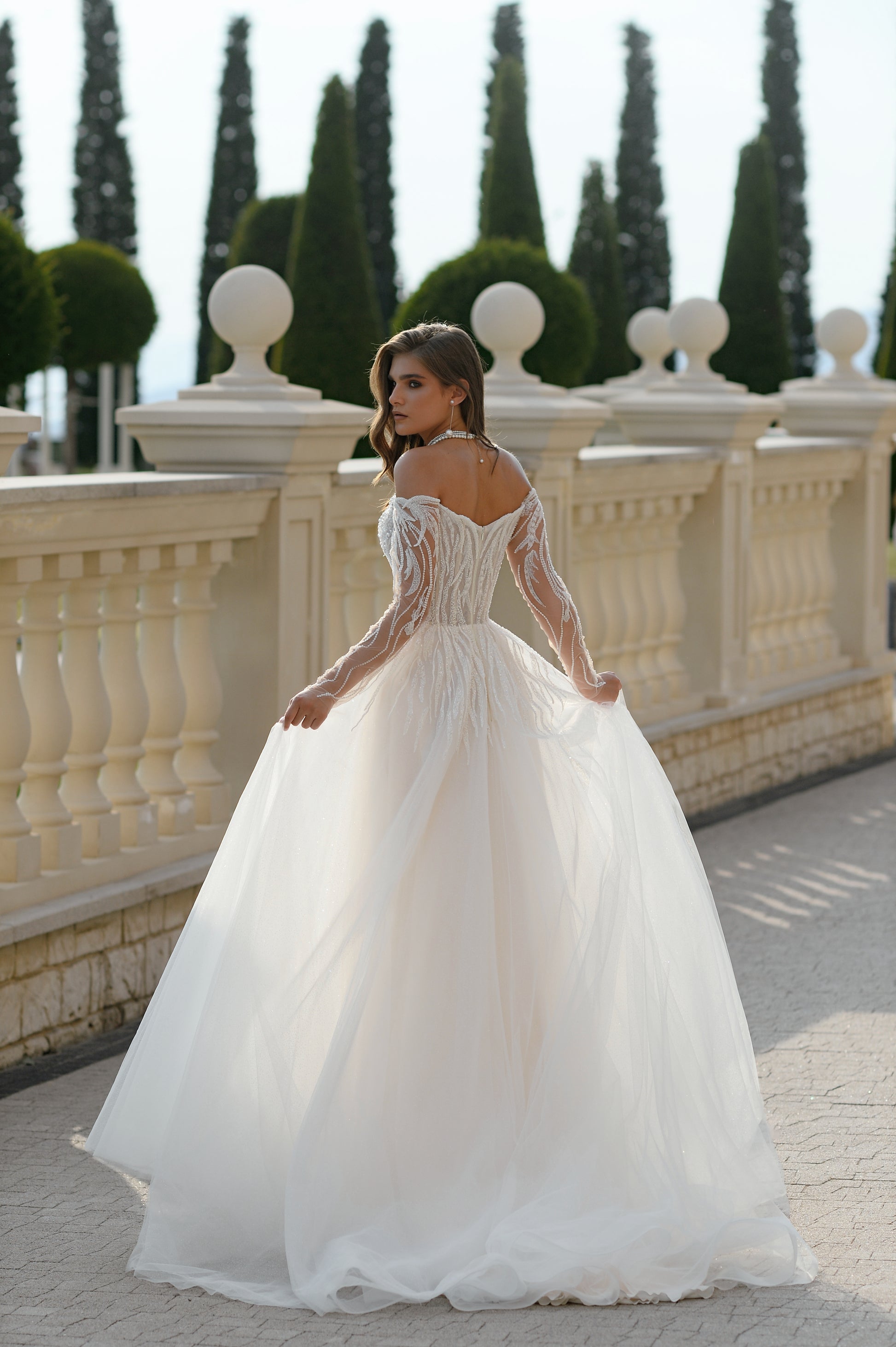 Princess wedding dress with off-shoulder and sweetheart neck