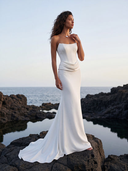 Crepe Mermaid Wedding Dress with Strapless Bodice — Illusion 2027, photograph 1